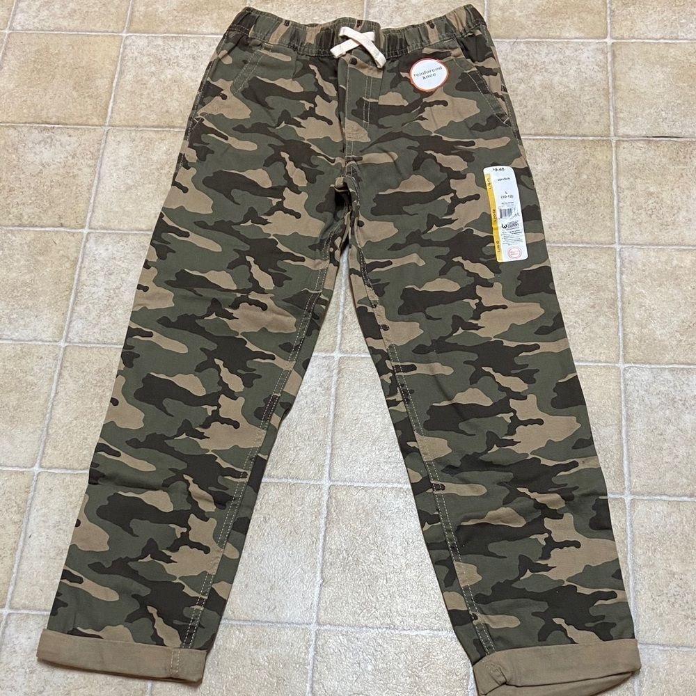 10/$50 Wonder Nation Camouflage Cargo Pants Size L (10-12)